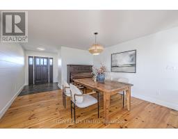 39349 FINGAL LINE - 15