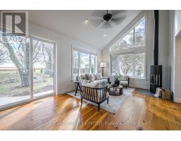 39349 FINGAL LINE - 17