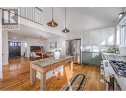 39349 FINGAL LINE - 19