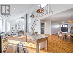 39349 FINGAL LINE - 22