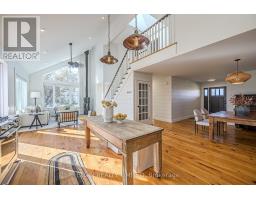 39349 FINGAL LINE - 23