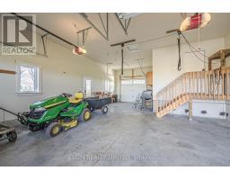 39349 FINGAL LINE - 43