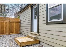 727 QUEENS AVENUE S - 3