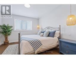 24 COMPASS TRAIL - 18