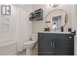 24 COMPASS TRAIL - 33