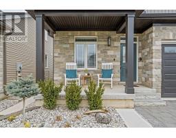 24 COMPASS TRAIL - 4