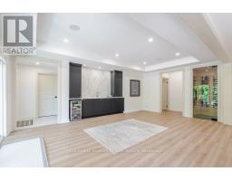 14 - 720 APRICOT DRIVE - 40