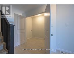 343 KENNINGTON WAY - 4