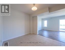 343 KENNINGTON WAY - 5