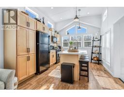 203 - 4838 SWITZER DRIVE - 12