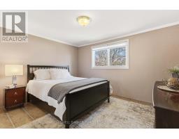 402 FERNDALE AVENUE - 19