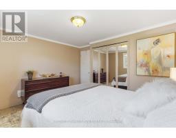 402 FERNDALE AVENUE - 20