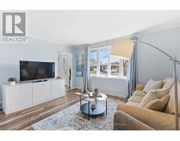 402 FERNDALE AVENUE - 8