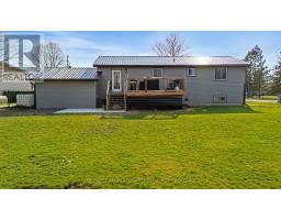 17 HAWTHORN CRESCENT - 39