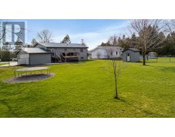 17 HAWTHORN CRESCENT - 41