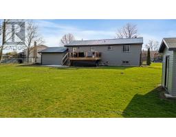 17 HAWTHORN CRESCENT - 42