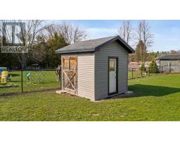 17 HAWTHORN CRESCENT - 43