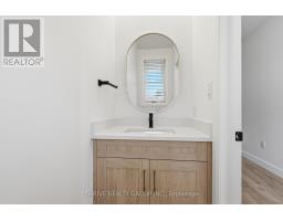 3 - 279 HILL STREET - 17