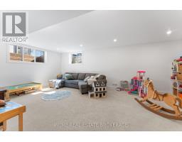 1969 BUROAK CRESCENT - 40