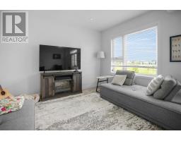 28 - 3380 SINGLETON AVENUE - 19