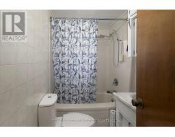 985 NORFOLK COUNTY 28 ROAD - 29