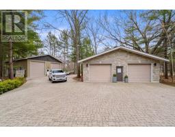 9923 PARKVIEW CRESCENT - 45