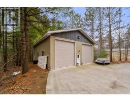 9923 PARKVIEW CRESCENT - 47