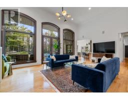 9923 PARKVIEW CRESCENT - 9