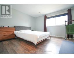 35 - 1258 LIMBERLOST ROAD - 11