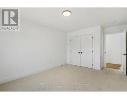 LOT 104 DARWIN CRESCENT - 27