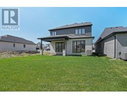 LOT 104 DARWIN CRESCENT - 34