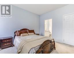 47 - 44 EDGEVALLEY ROAD - 18