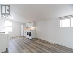 185 MAITLAND STREET - 18