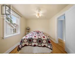 174 IROQUOIS AVENUE - 36