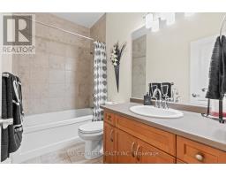 4 - 2615 COLONEL TALBOT ROAD - 21