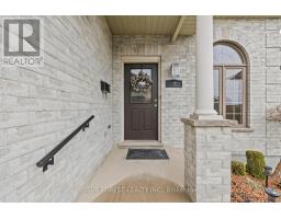 4 - 2615 COLONEL TALBOT ROAD - 4