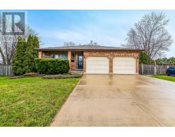 68 GOLFVIEW CRESCENT - 1