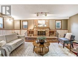 68 GOLFVIEW CRESCENT - 18