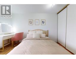 319 - 735 DEVERON CRESCENT - 27