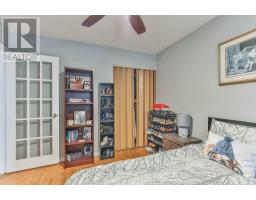 29 CORNELL CRESCENT - 14