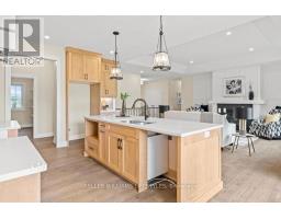 52 EAST GLEN DRIVE - 17