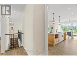 52 EAST GLEN DRIVE - 21