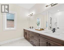 52 EAST GLEN DRIVE - 27