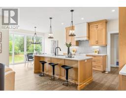 52 EAST GLEN DRIVE - 9