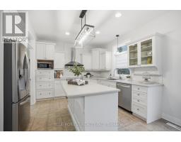 5 - 7222 CLAYTON WALK - 12