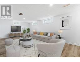 12 CURTIS AVENUE - 36