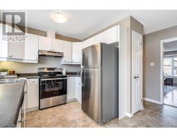 78 - 1535 TROSSACKS AVENUE - 17