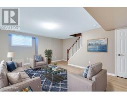 78 - 1535 TROSSACKS AVENUE - 34