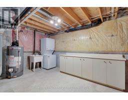 78 - 1535 TROSSACKS AVENUE - 37