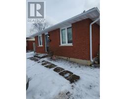 221 ADMIRAL DRIVE - 3